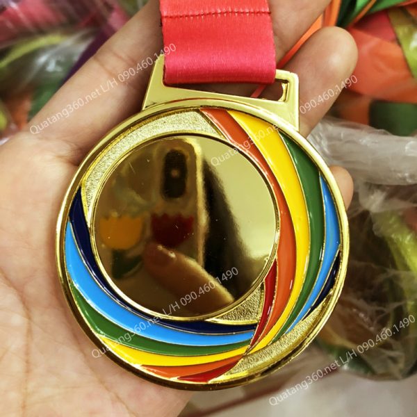 Mẫu huy chương vàng trao giải đẹp