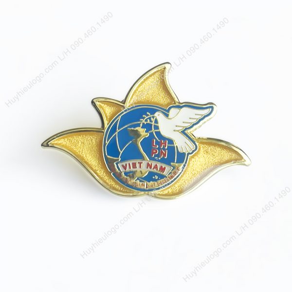 Pin cài áo logo công ty hình bông sen