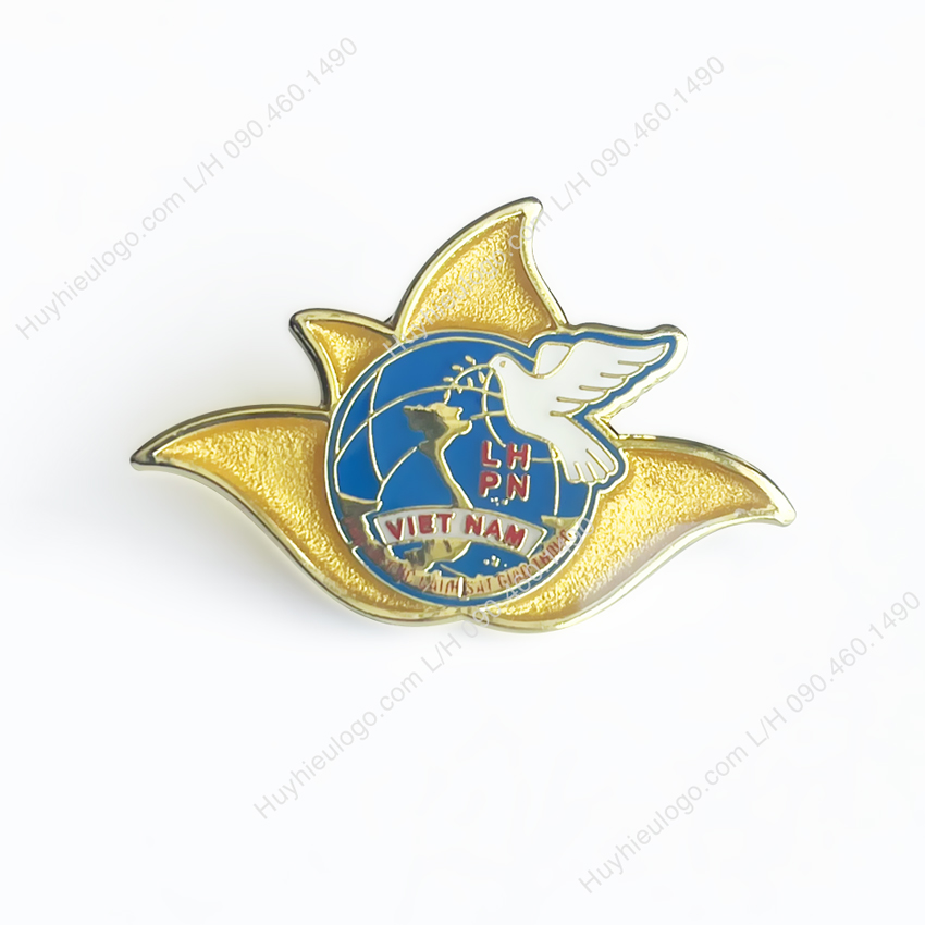Pin cài áo logo công ty hình bông sen Pin cài áo logo công ty hình bông sen